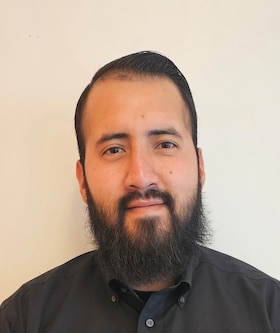 Staff member Anthony Francia from ID_aa4405c337ec