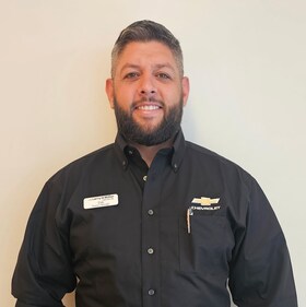Staff member Zak Ruiz from ID_aa4405c337ec