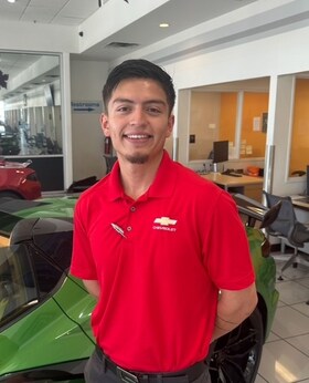 Staff member Damian Vargas from ID_5710fab46a4e