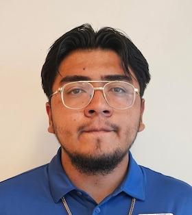 Staff member Joe Francia from ID_8ed5ac