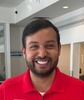 Staff member Kevin Mock from ID_5710fab46a4e