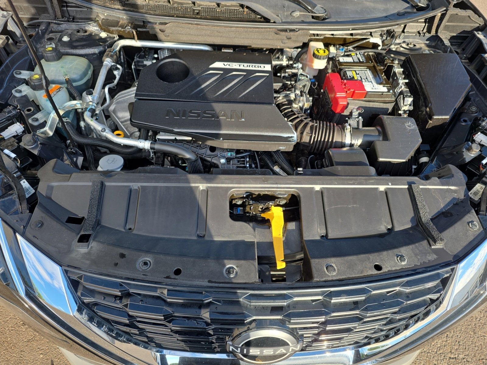 2022 Nissan Rogue SV photo 5