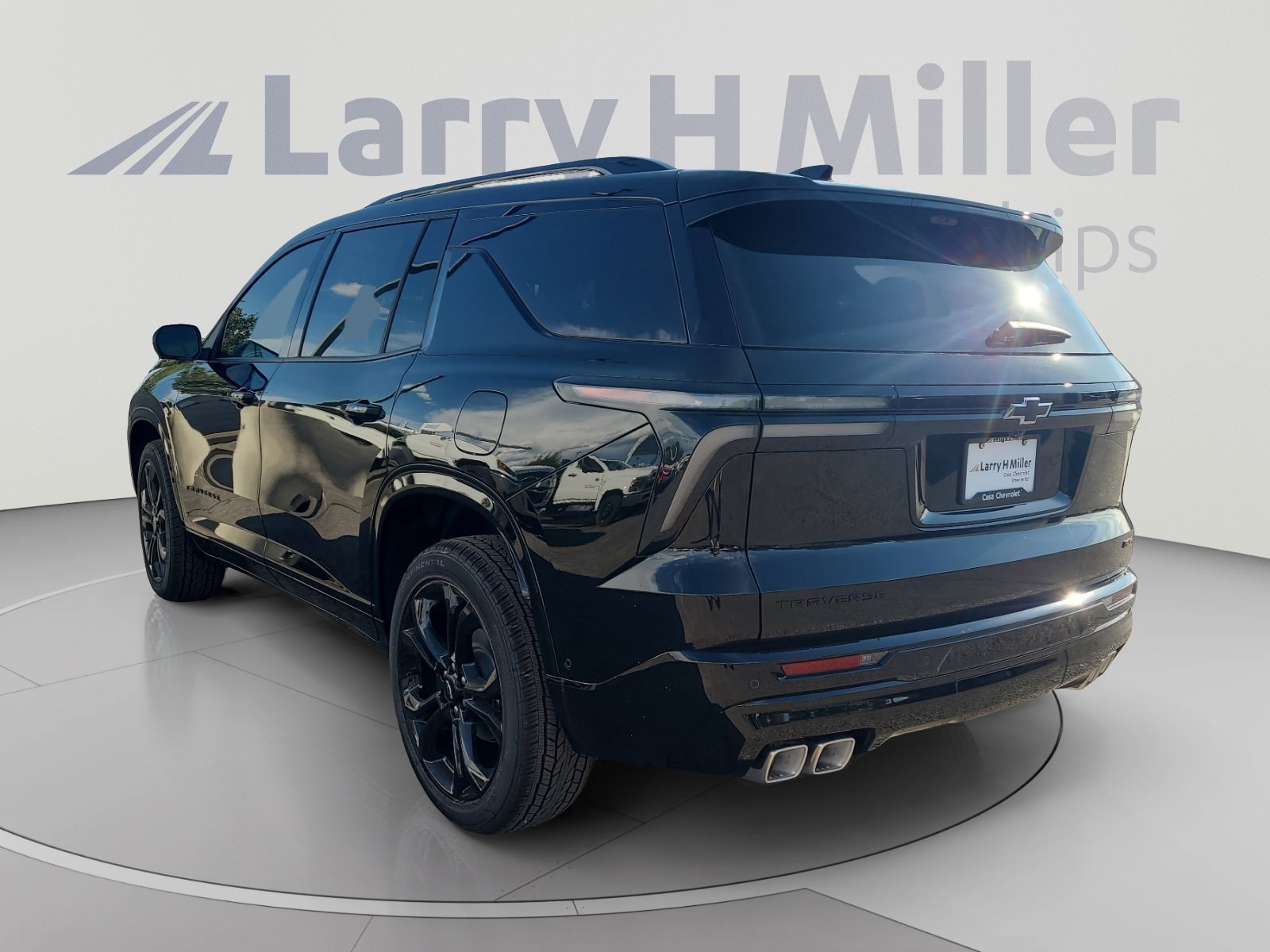 2027 Chevrolet Traverse RS - Photo 4
