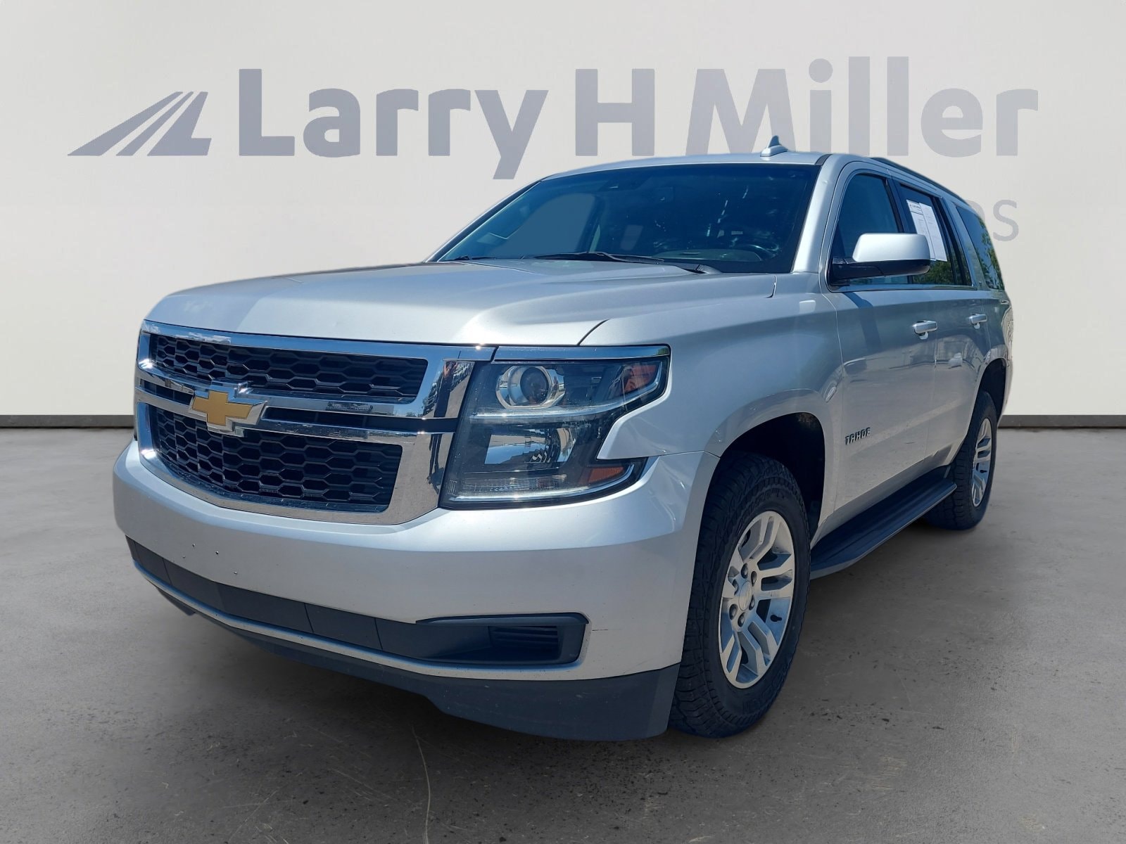 2018 Chevrolet Tahoe 4WD LT's photo