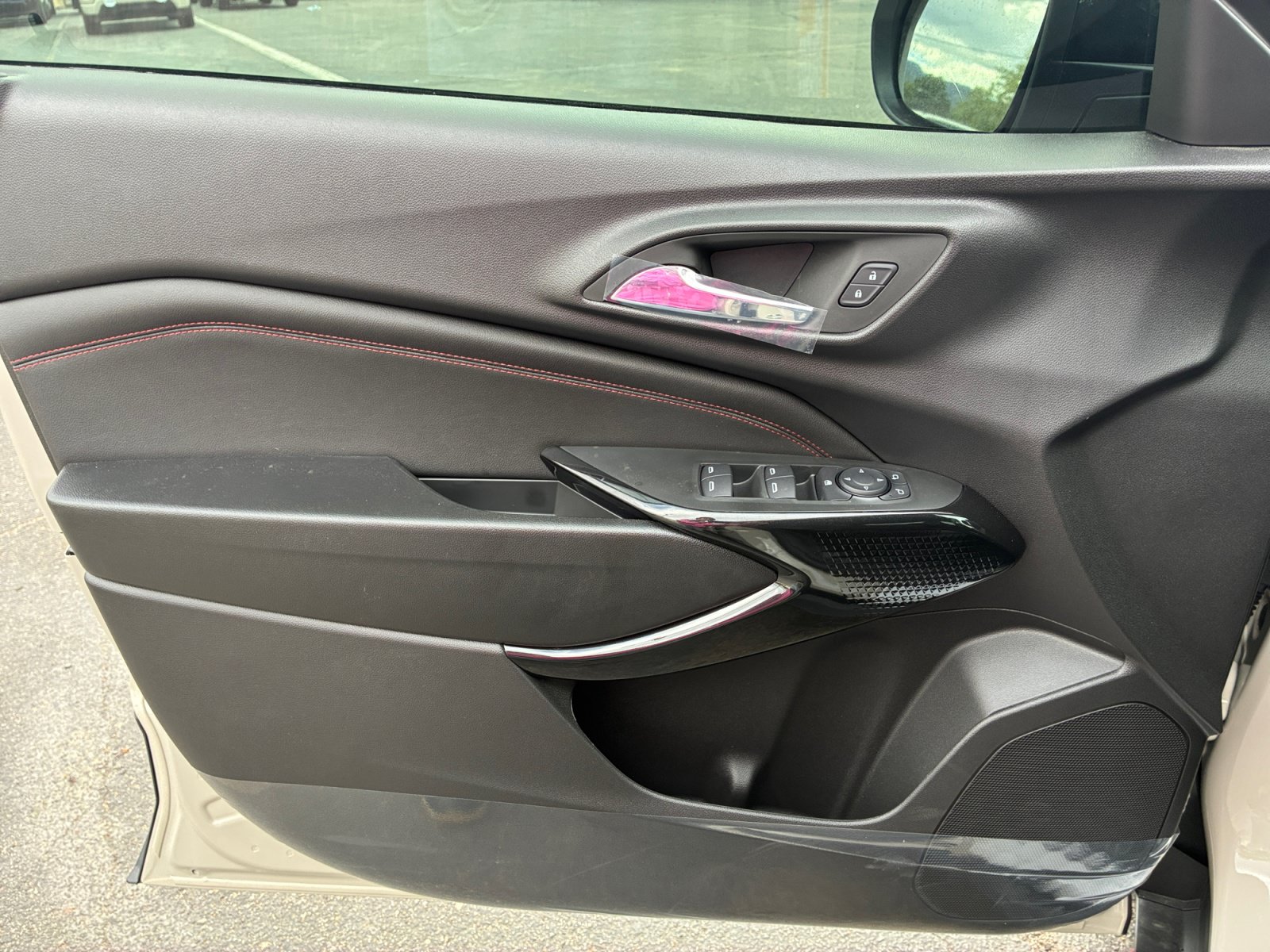 2026 Chevrolet Trax RS - Photo 15