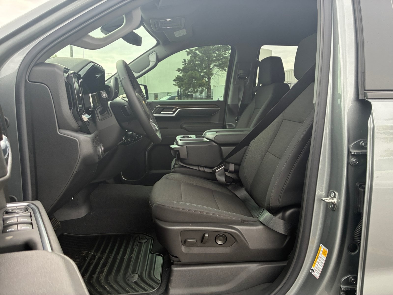 2026 Chevrolet Silverado 1500 LT - Photo 13
