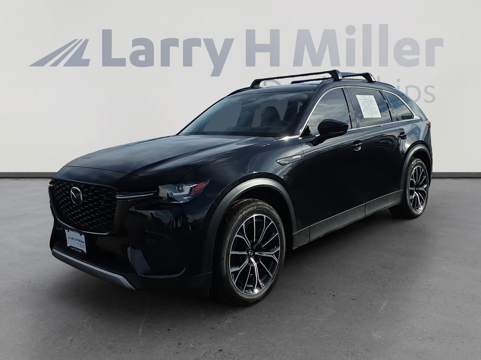 2025 Mazda CX-70 Premium Package's photo