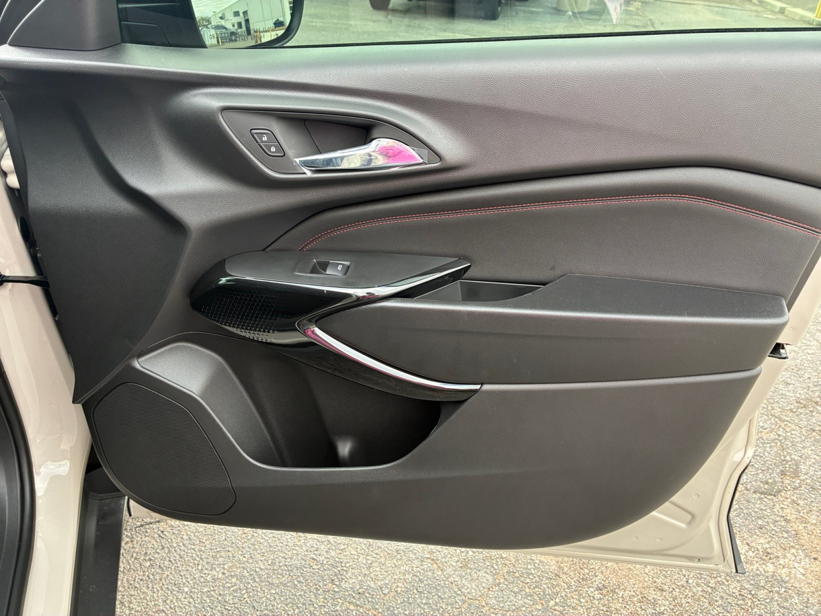 2026 Chevrolet Trax RS - Photo 32