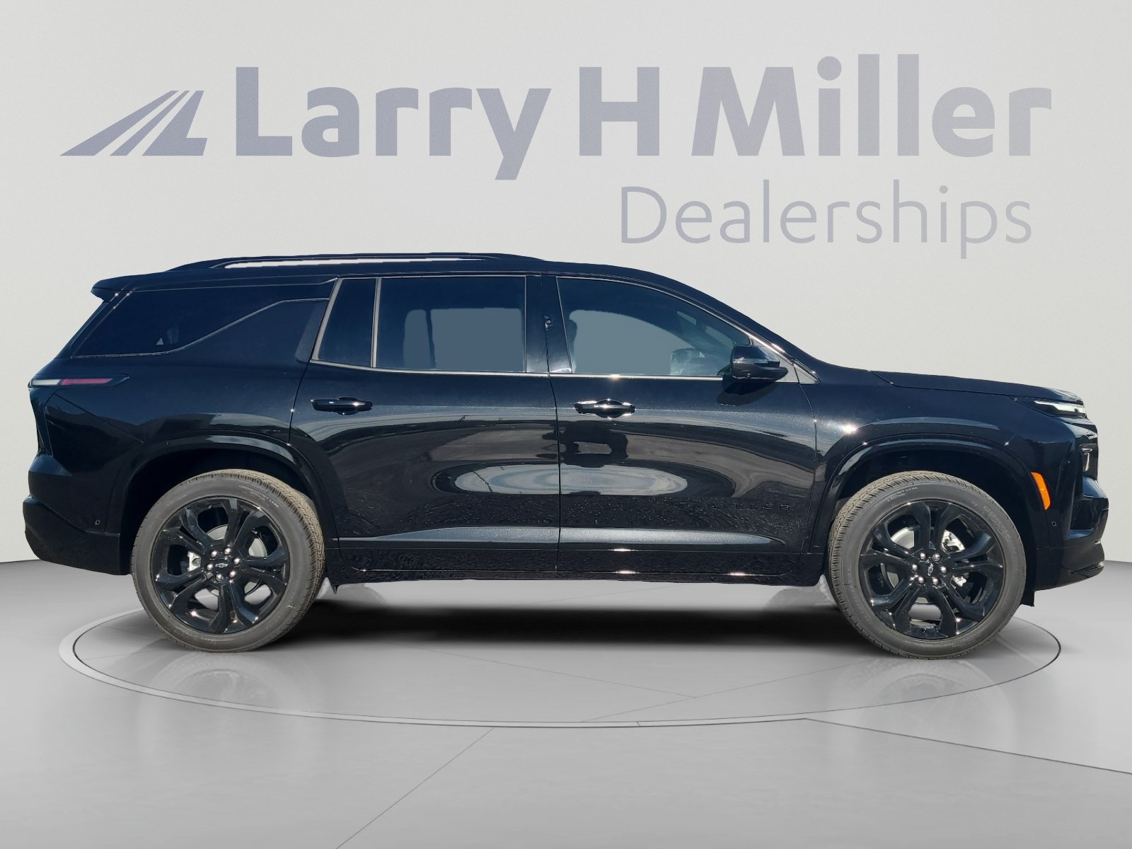 2027 Chevrolet Traverse RS - Photo 7