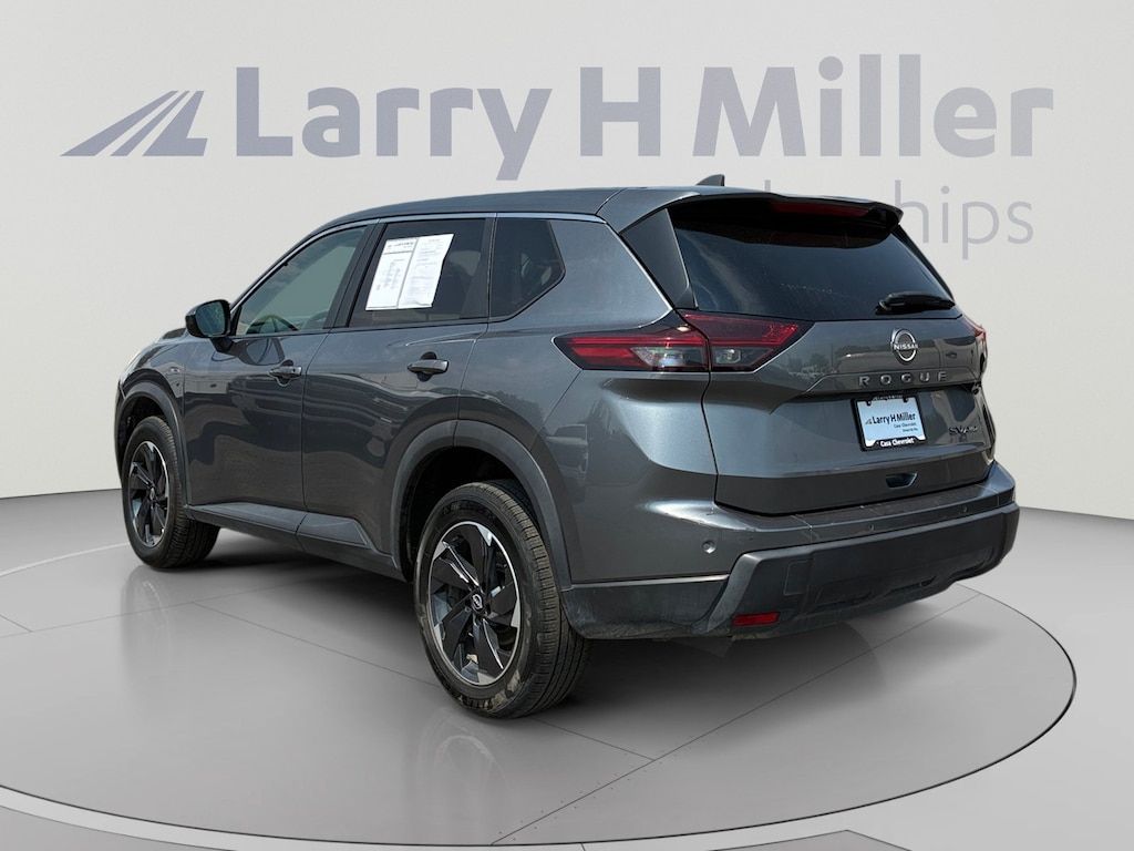Used 2024 Nissan Rogue SV SUV