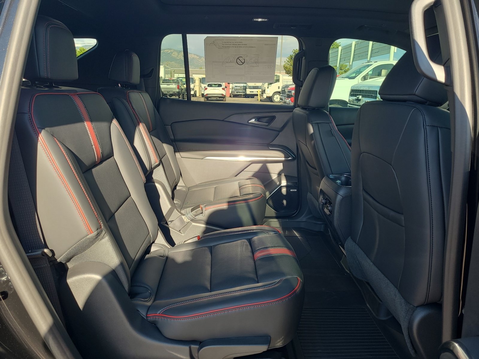 2027 Chevrolet Traverse RS - Photo 29