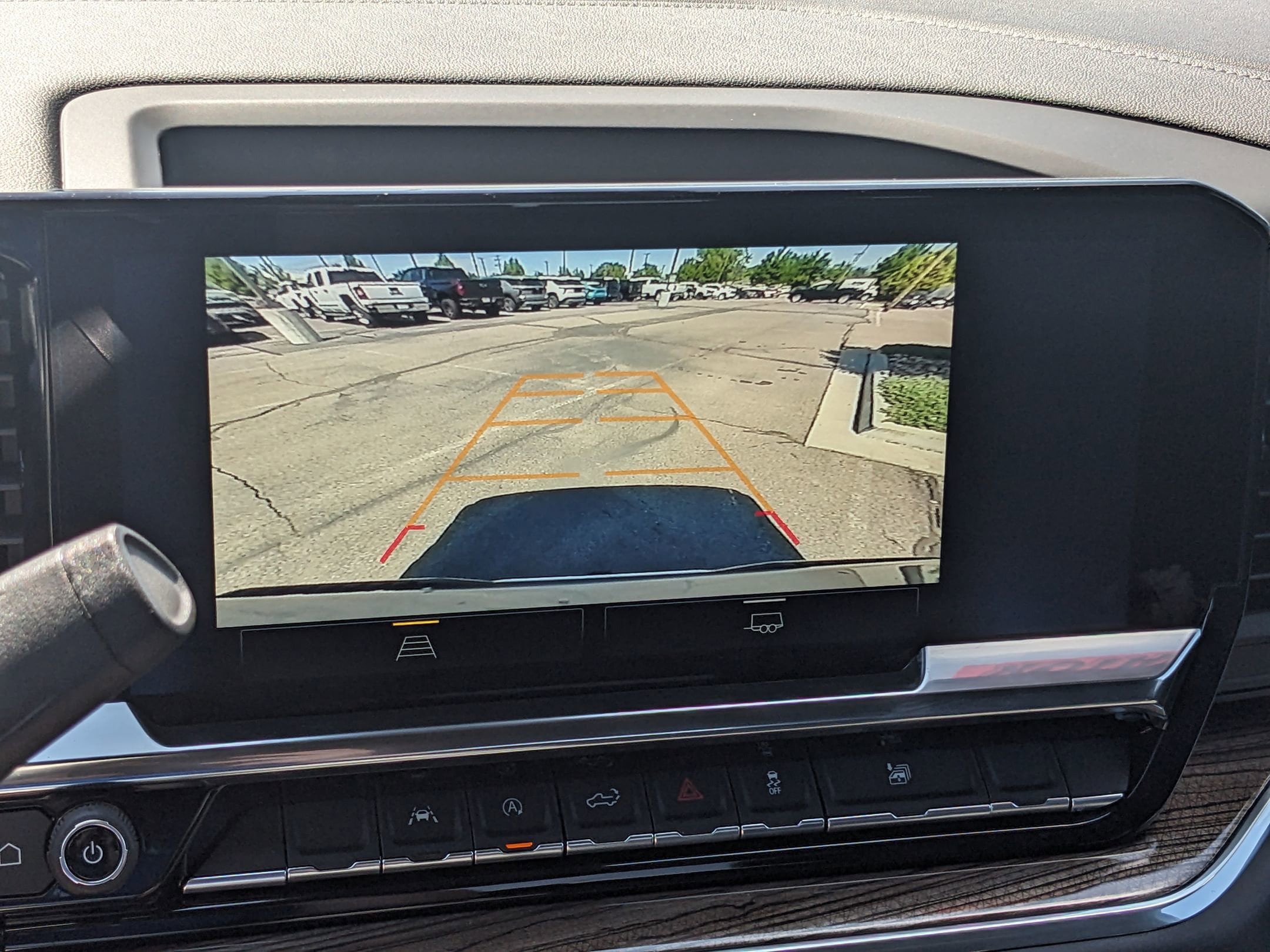 2025 Chevrolet Silverado 1500 LT - Photo 13