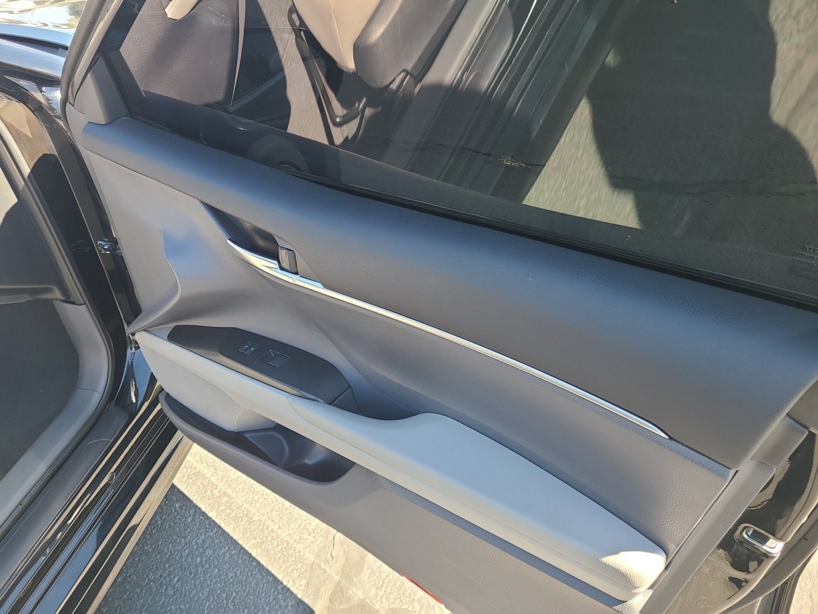 2024 Toyota Camry SE - Photo 17