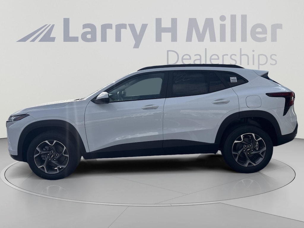 New 2026 Chevrolet Trax LT SUV
