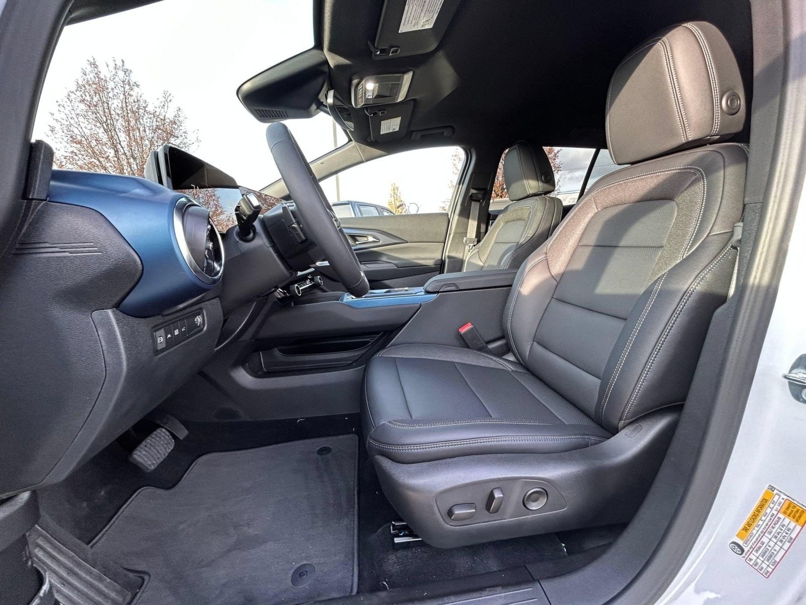 2026 Chevrolet Equinox EV 2LT - Photo 18