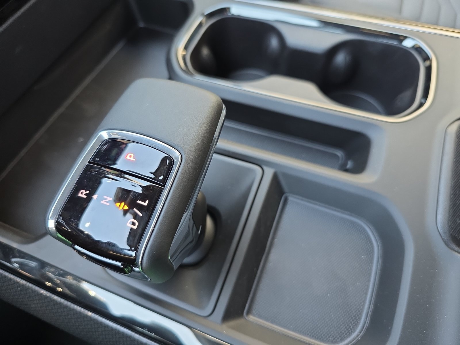 2026 Chevrolet Silverado 1500 ZR2 - Photo 34