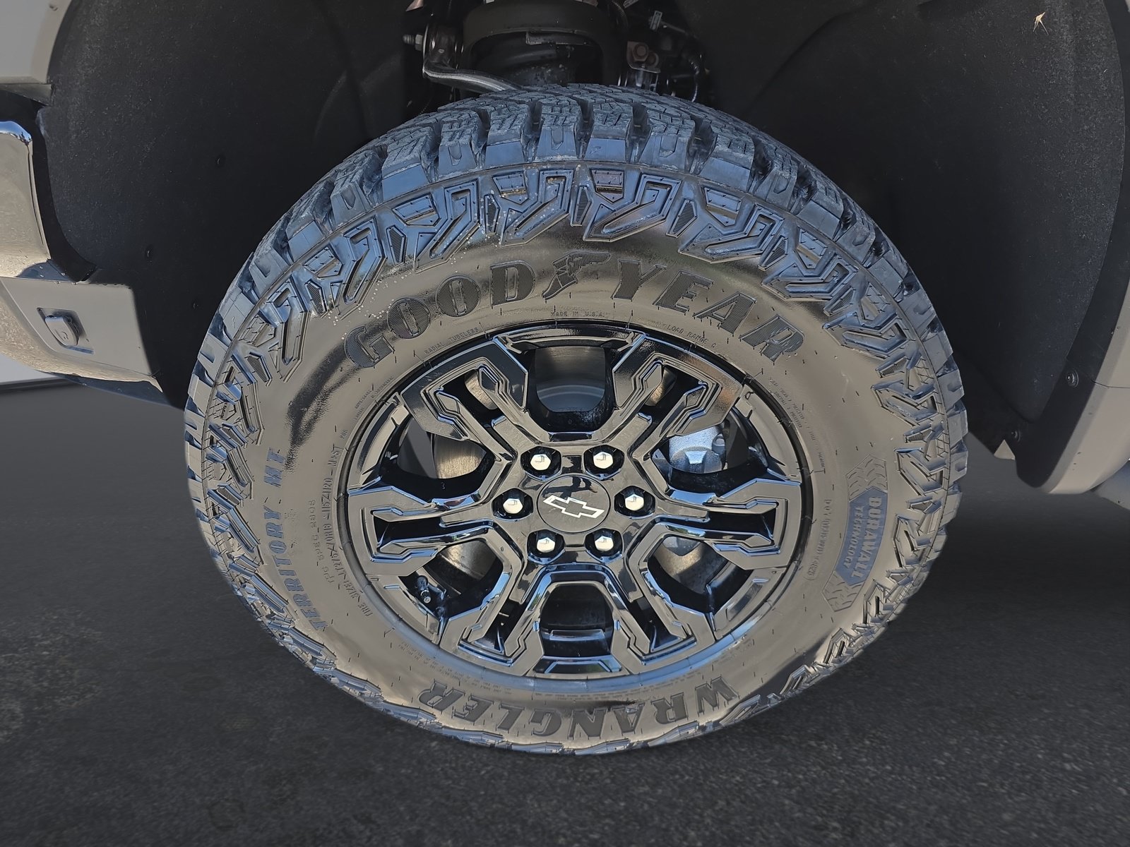 2026 Chevrolet Silverado 1500 ZR2 - Photo 19