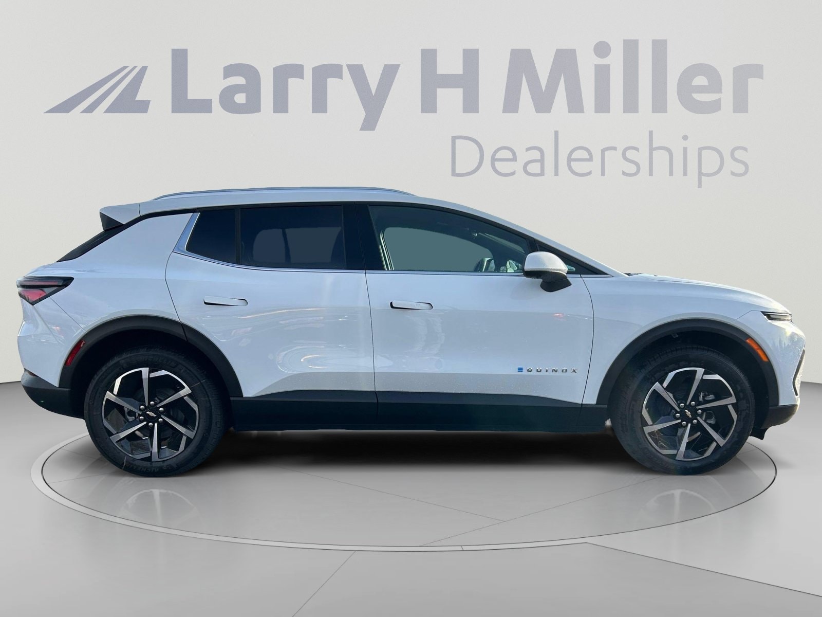 2026 Chevrolet Equinox EV 2LT - Photo 7
