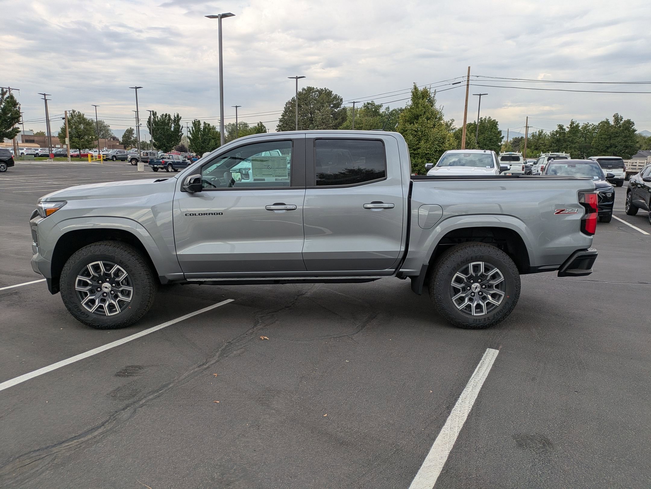 2026 Chevrolet Colorado Z71 photo 3