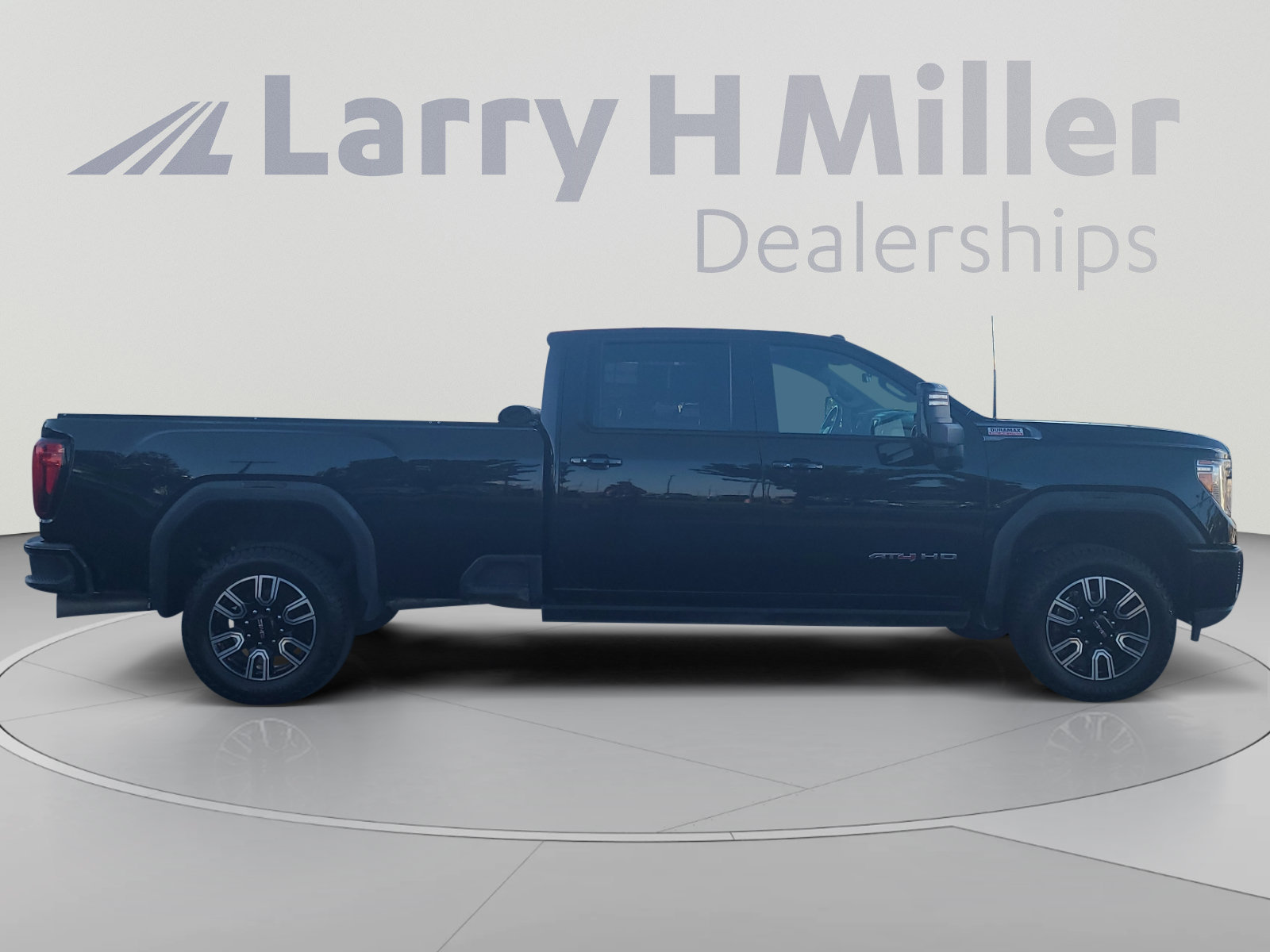 2023 GMC Sierra 3500HD AT4 - Photo 7