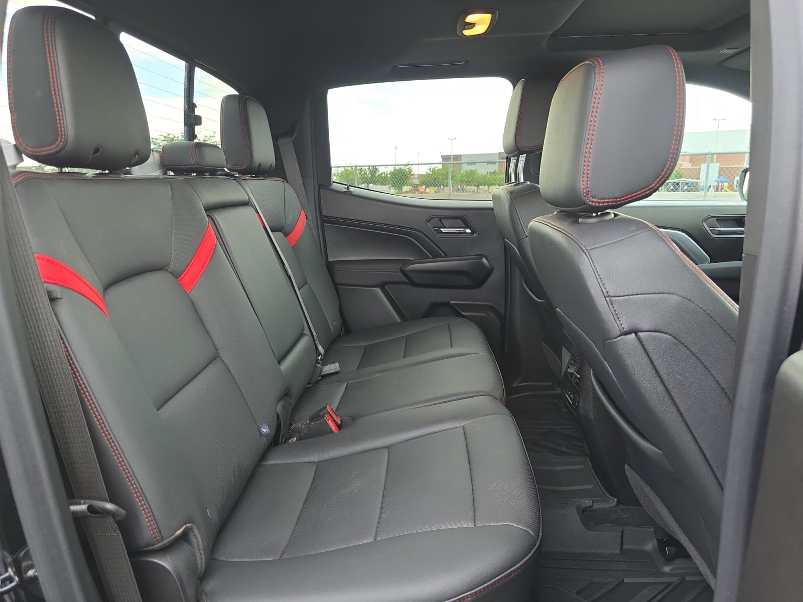 2026 Chevrolet Colorado Z71 - Photo 28