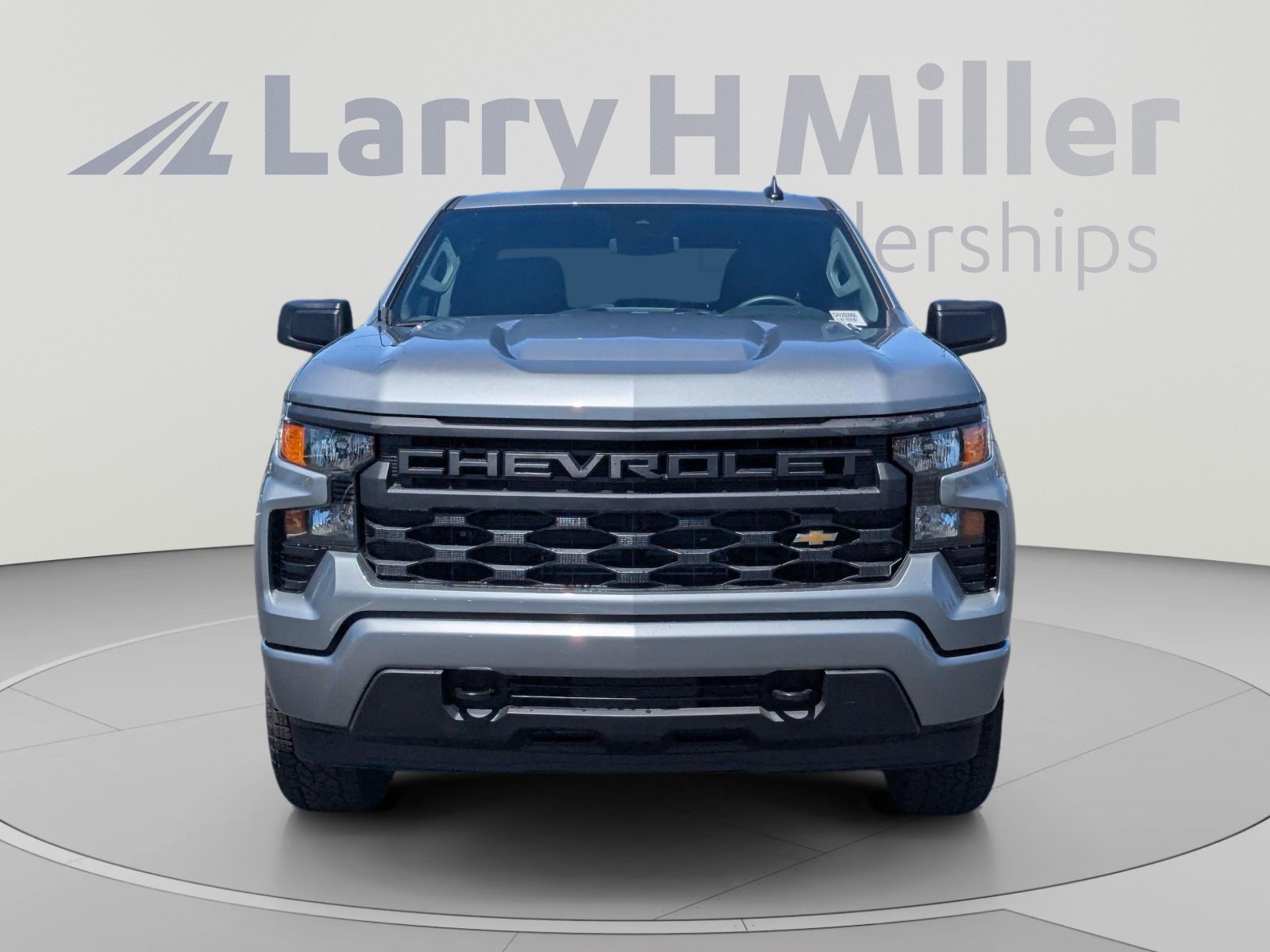2025 Chevrolet Silverado 1500 Custom - Photo 9