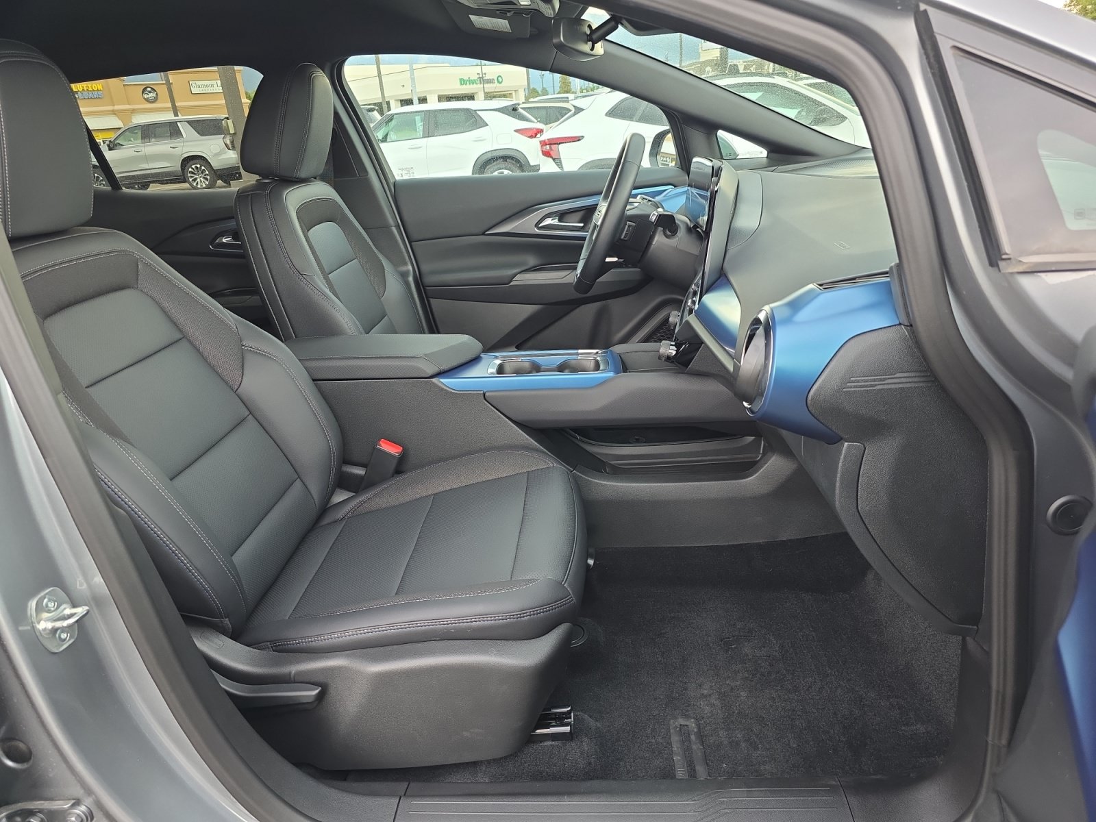 2026 Chevrolet Equinox EV 2LT - Photo 30