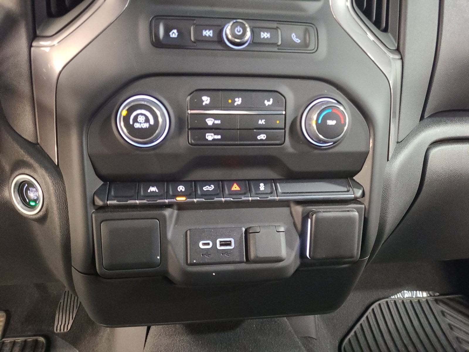 2023 Chevrolet Silverado 1500 Custom - Photo 15