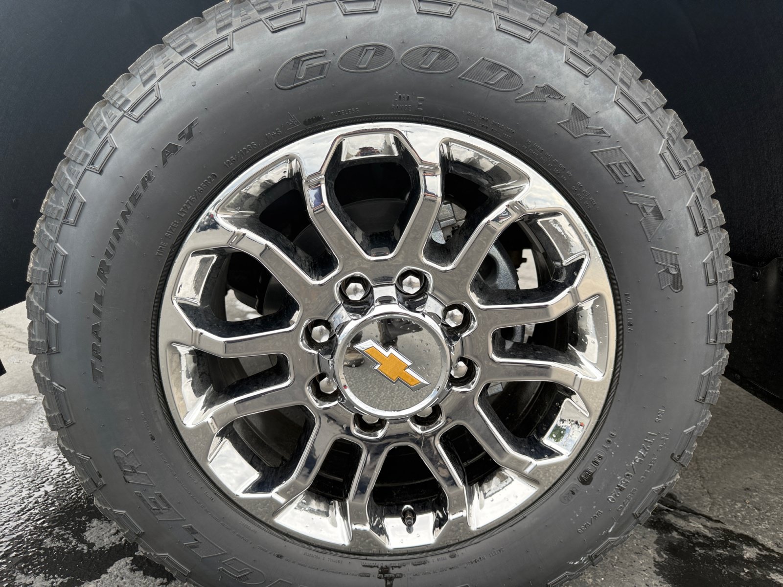 2026 Chevrolet Silverado 3500 HD LTZ - Photo 11