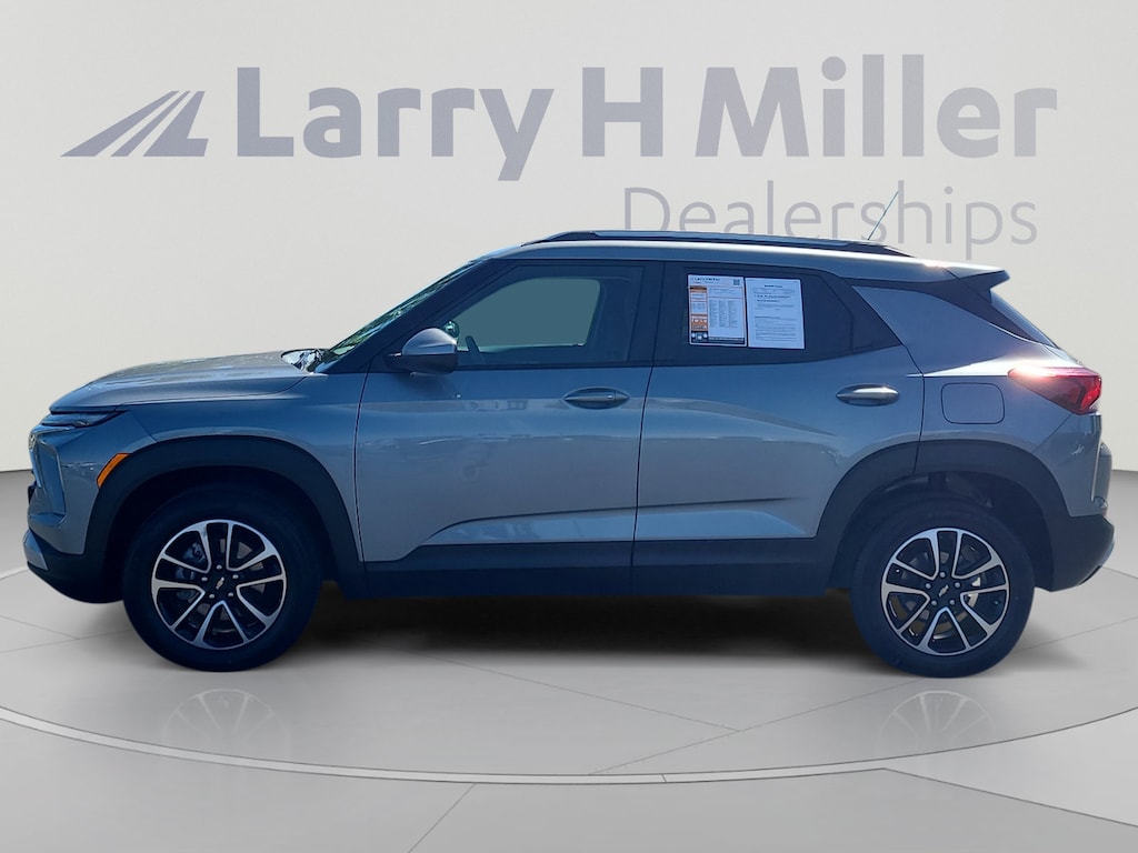 Used 2024 Chevrolet Trailblazer LT SUV