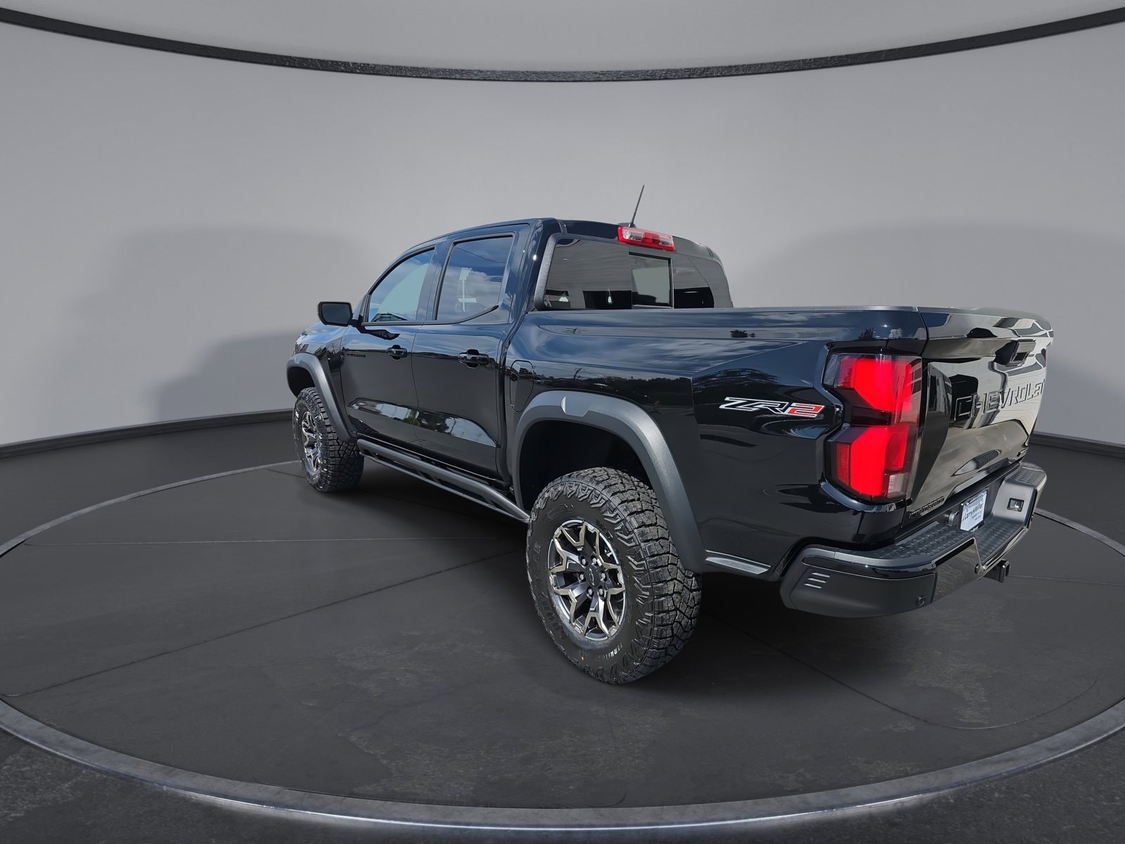 2026 Chevrolet Colorado ZR2 - Photo 12