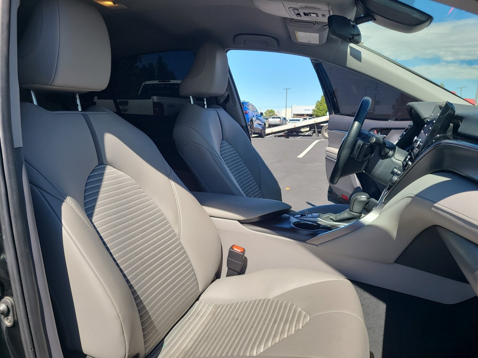 2024 Toyota Camry SE - Photo 20