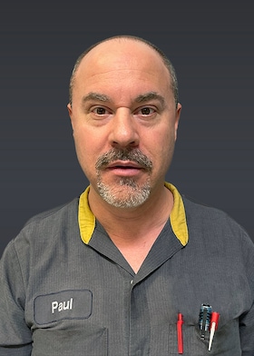 Staff member Paul Griff from ID_6cf3ce3786b0