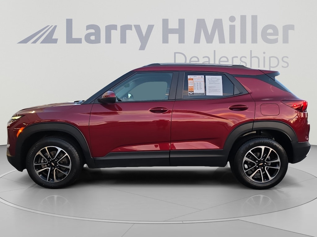 Used 2024 Chevrolet Trailblazer LT SUV