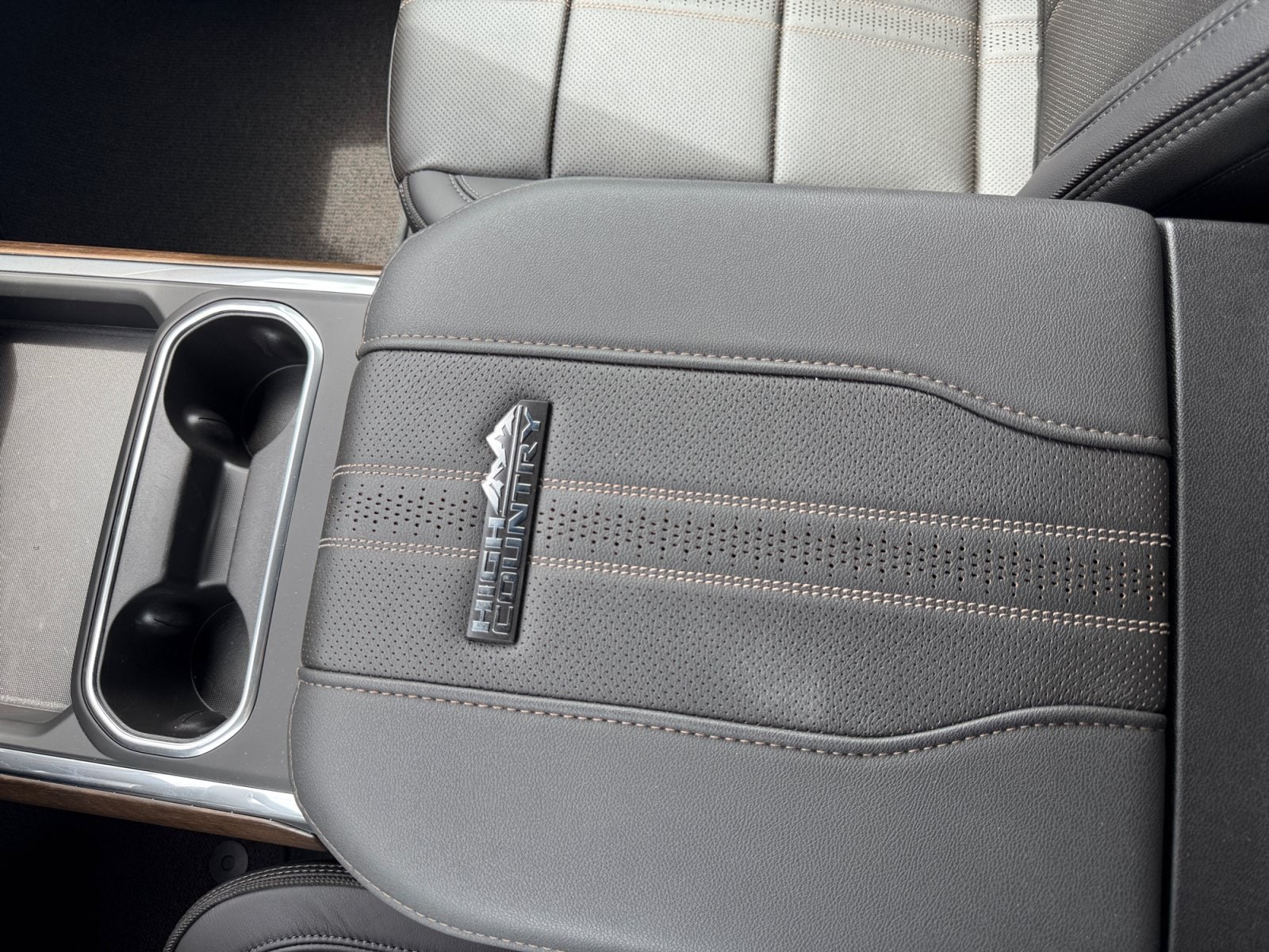 2026 Chevrolet Silverado 3500HD High Country - Photo 26