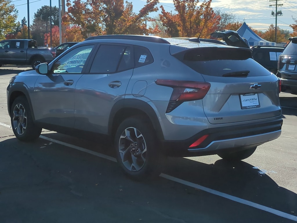 New 2026 Chevrolet Trax LT SUV