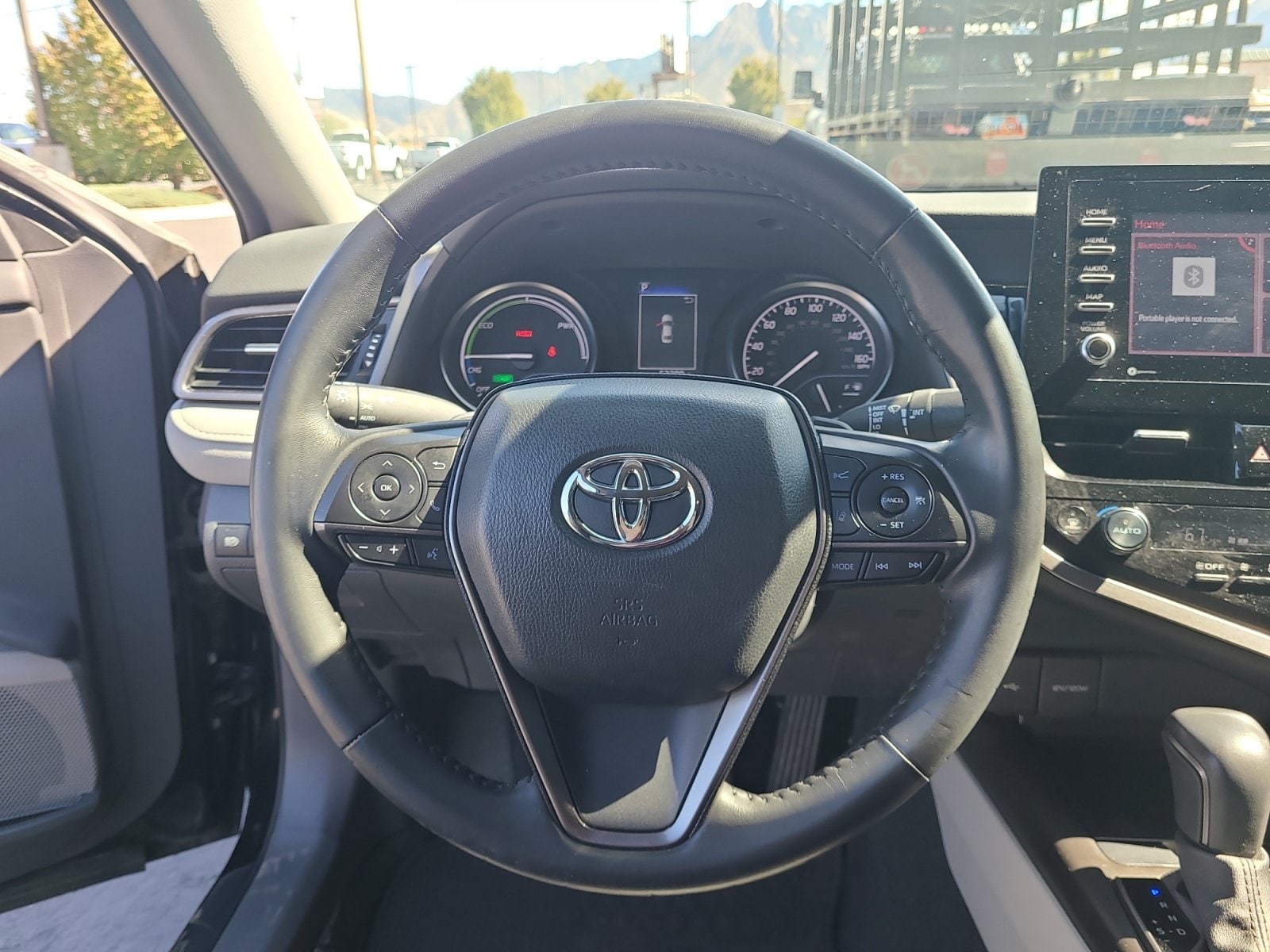2024 Toyota Camry SE - Photo 10