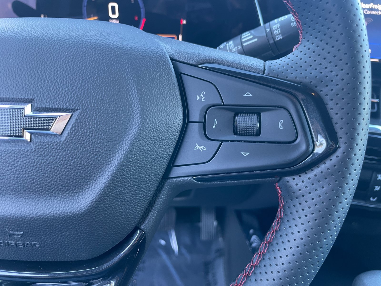 2026 Chevrolet Trax RS - Photo 12