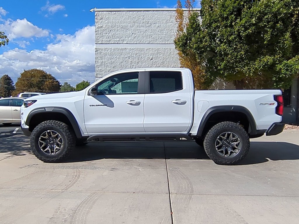New 2026 Chevrolet Colorado ZR2 Truck