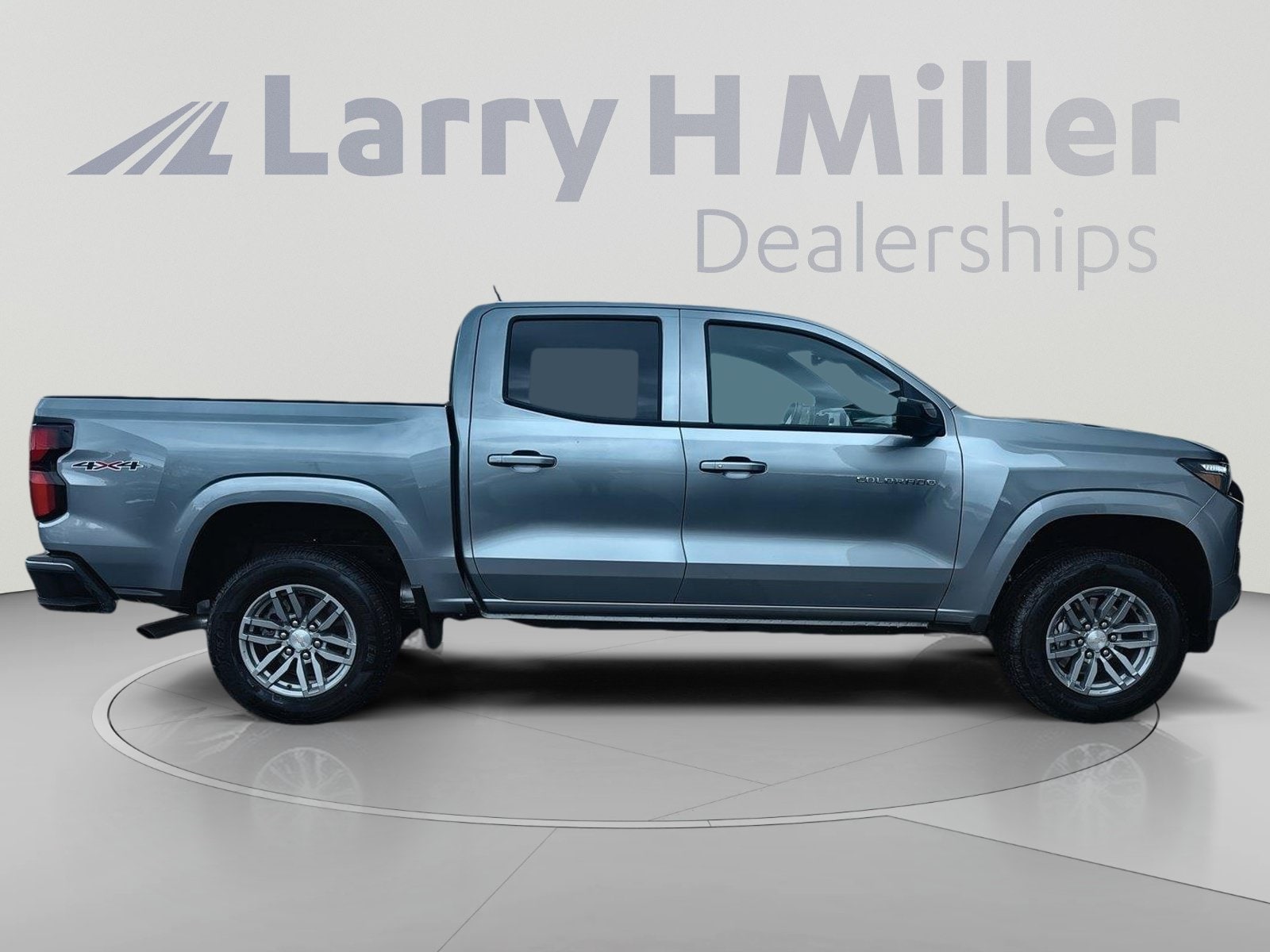 2026 Chevrolet Colorado LT - Photo 15