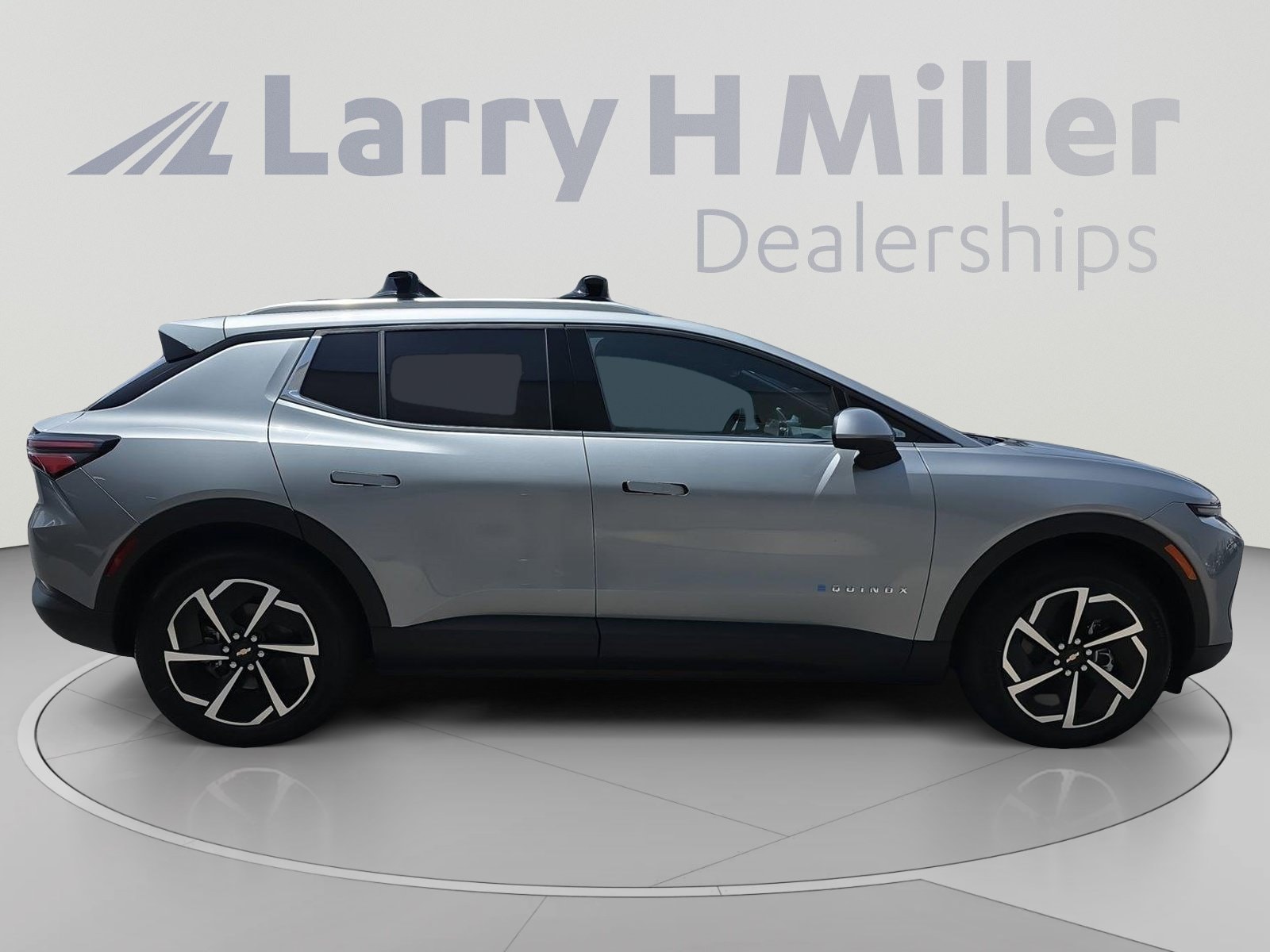 2026 Chevrolet Equinox EV 2LT - Photo 10