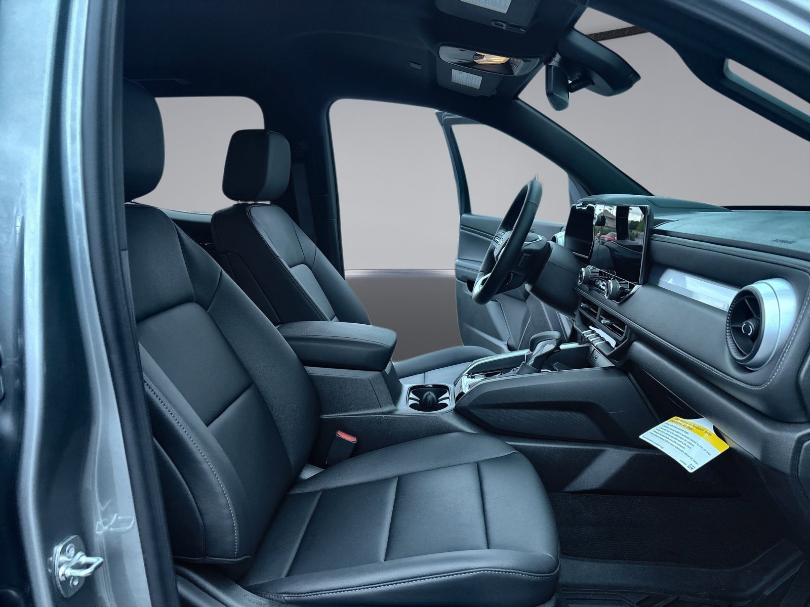 2026 Chevrolet Colorado LT - Photo 32