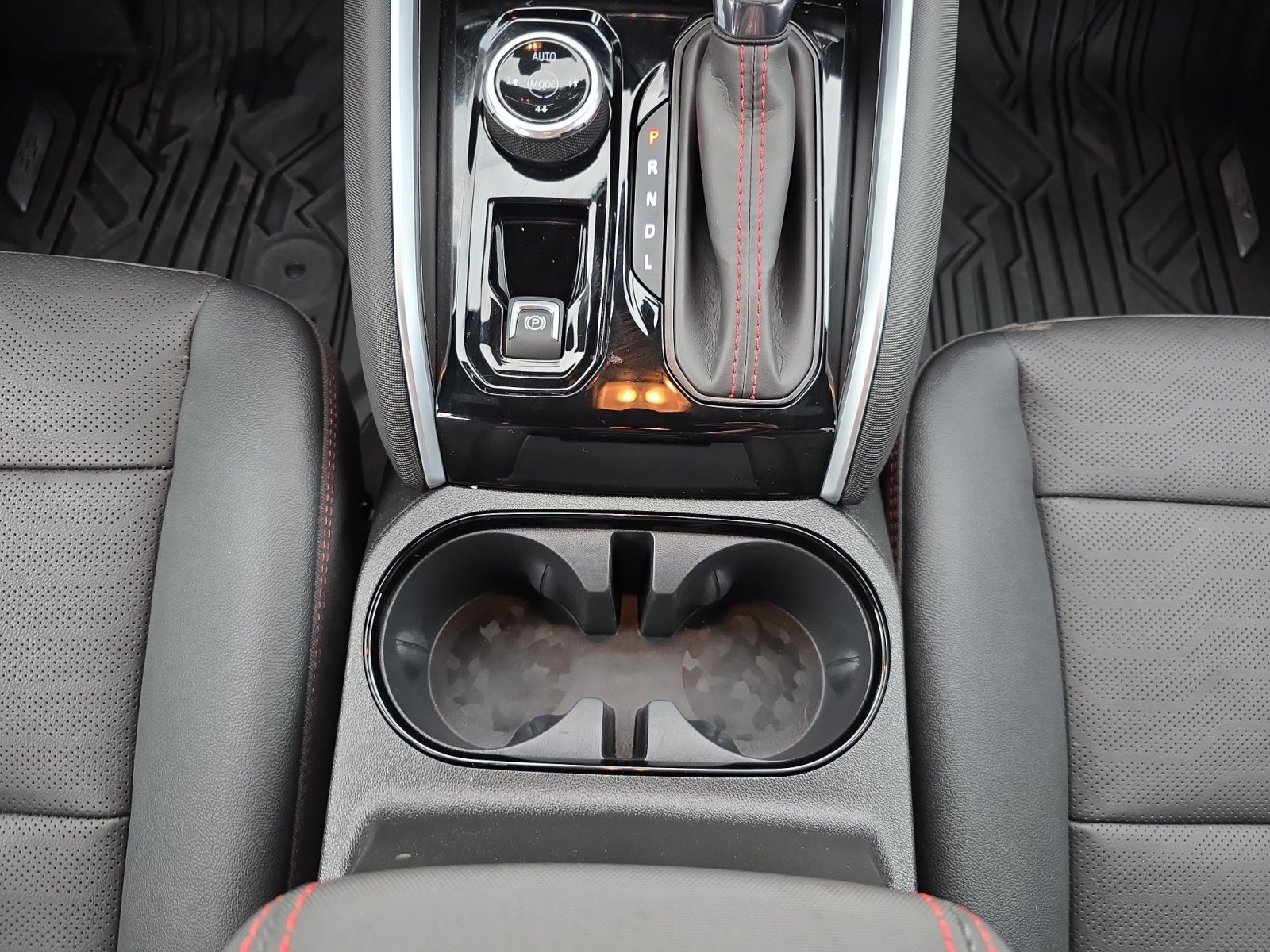 2026 Chevrolet Colorado Z71 - Photo 15