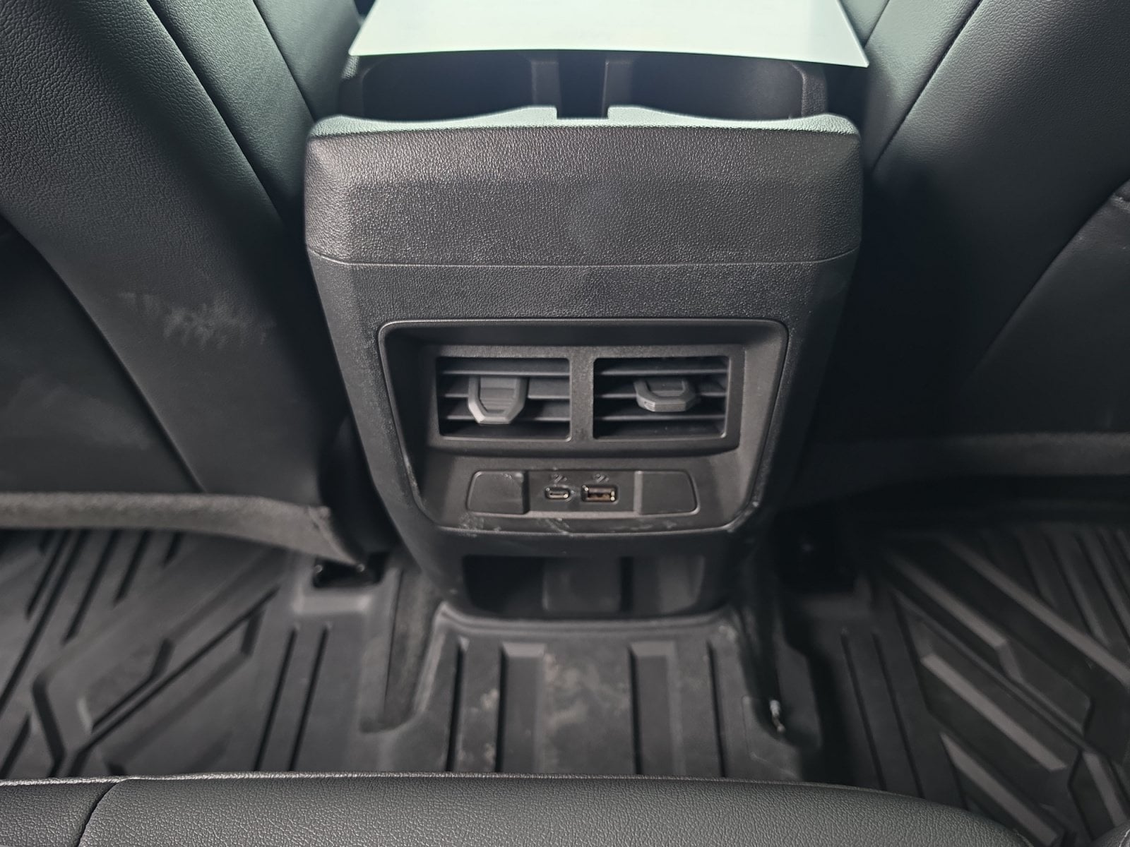 2026 Chevrolet Colorado LT - Photo 26