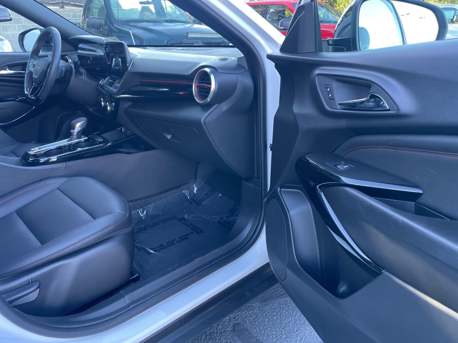 2026 Chevrolet Trax RS - Photo 28
