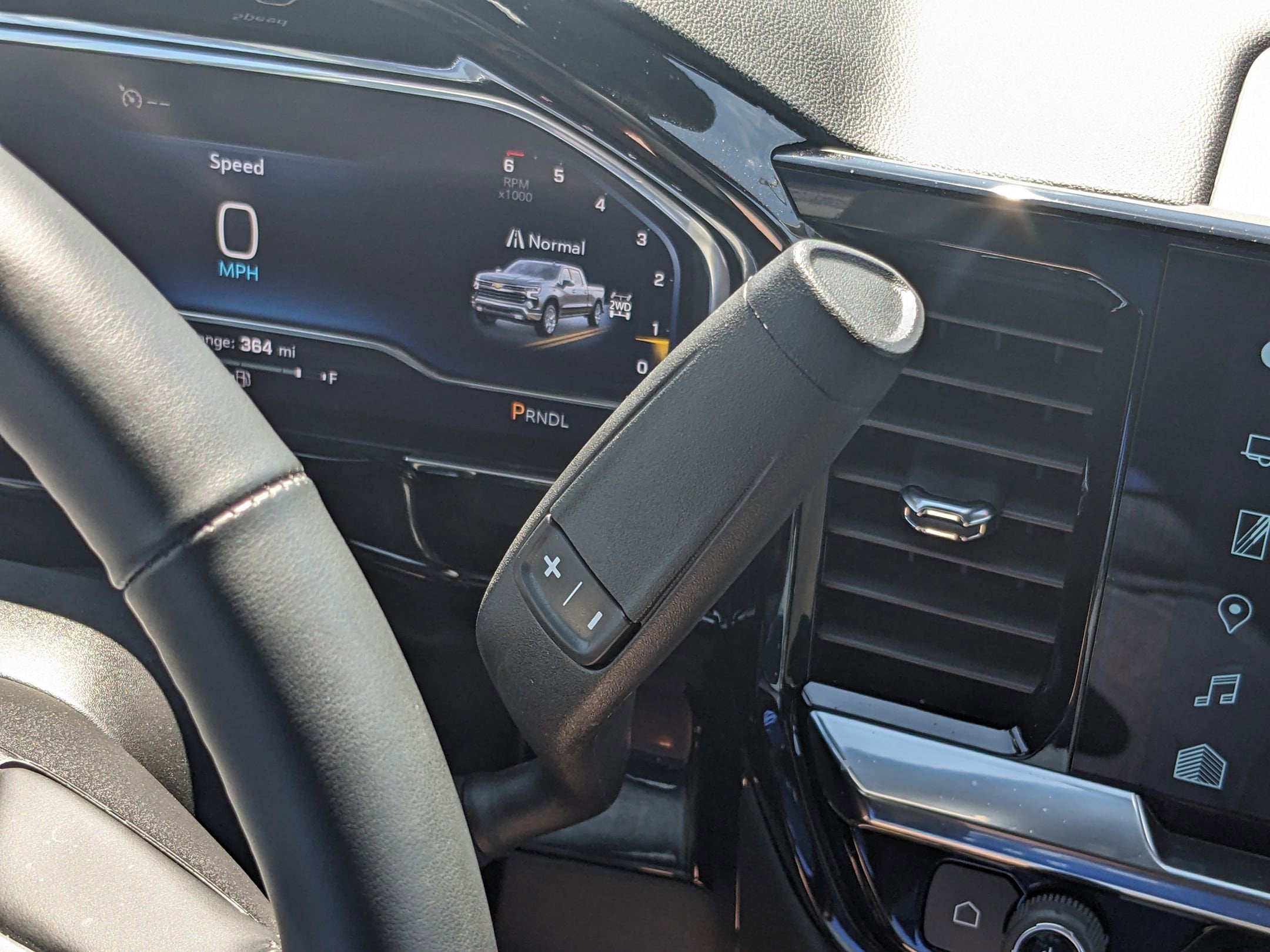 2025 Chevrolet Silverado 1500 LT - Photo 15