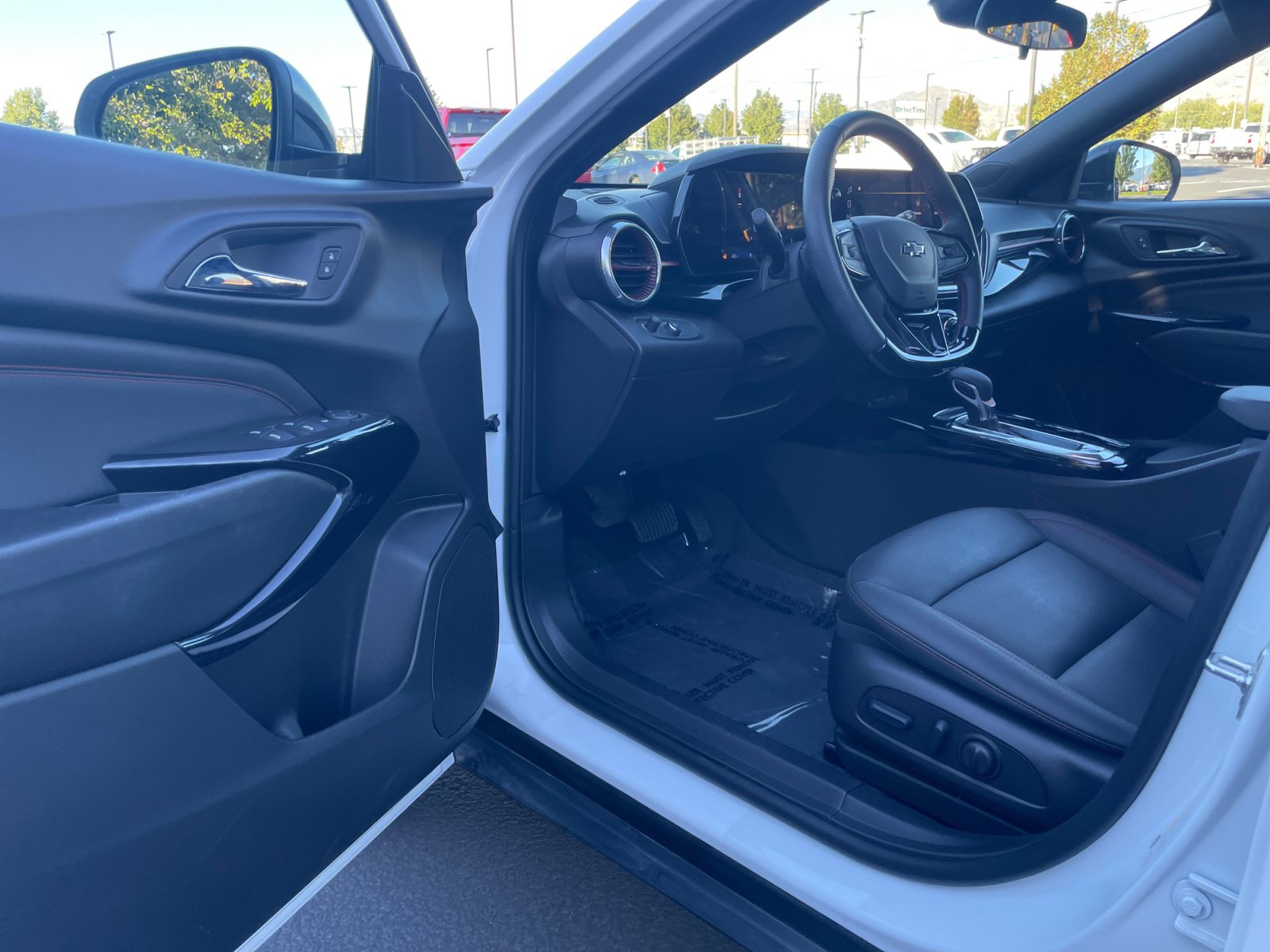 2026 Chevrolet Trax RS - Photo 22