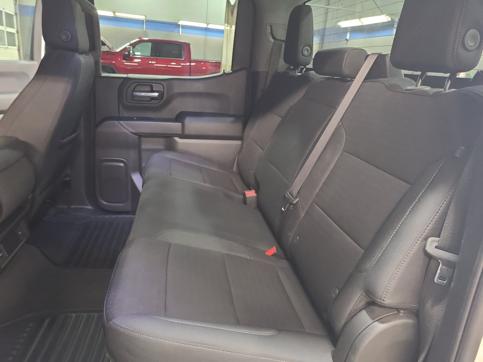 2023 Chevrolet Silverado 1500 Custom - Photo 17