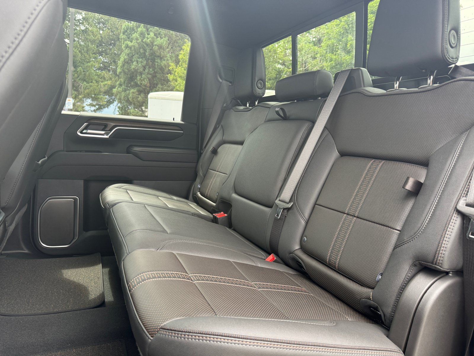 2026 Chevrolet Silverado 3500HD High Country - Photo 27