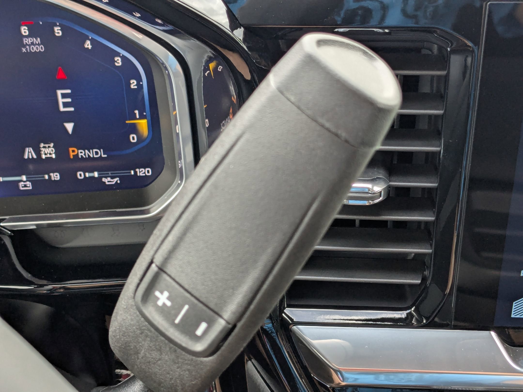 2026 Chevrolet Silverado 1500 LT - Photo 16